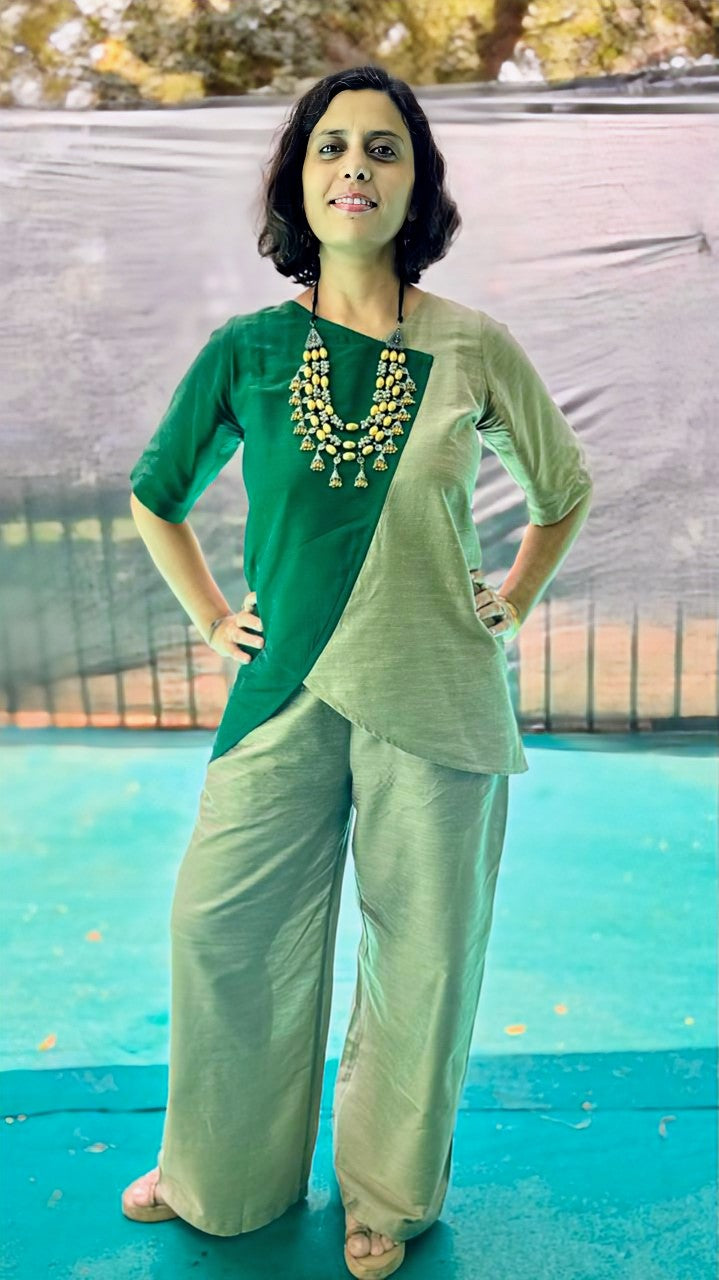 Color-Block Coord in Gold & Emerald